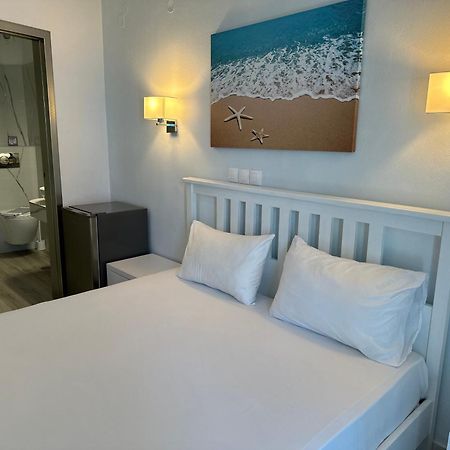 פראליה וראחו Mirto Beach Hotel & Restaurant מראה חיצוני תמונה