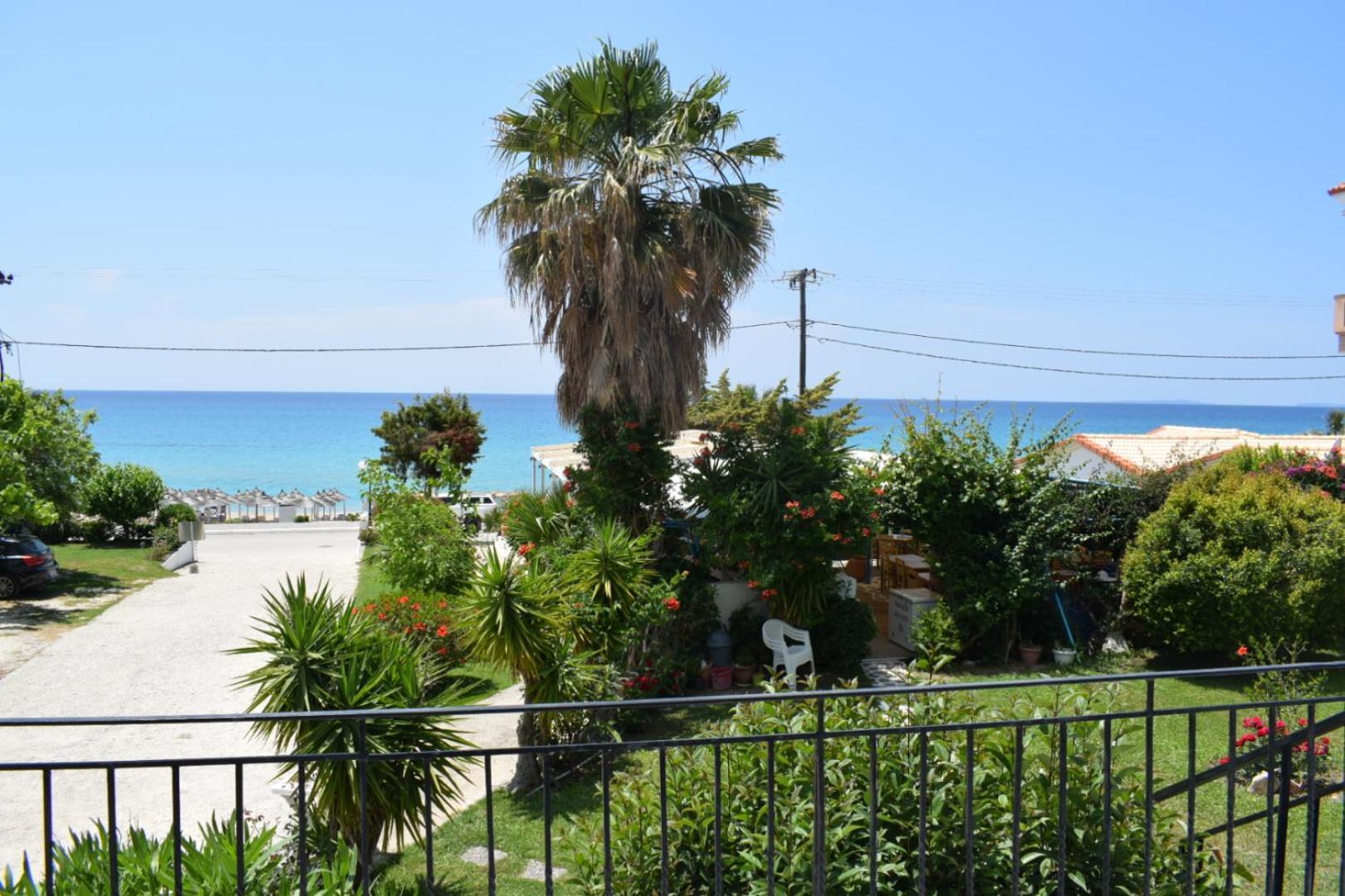 פראליה וראחו Mirto Beach Hotel & Restaurant מראה חיצוני תמונה