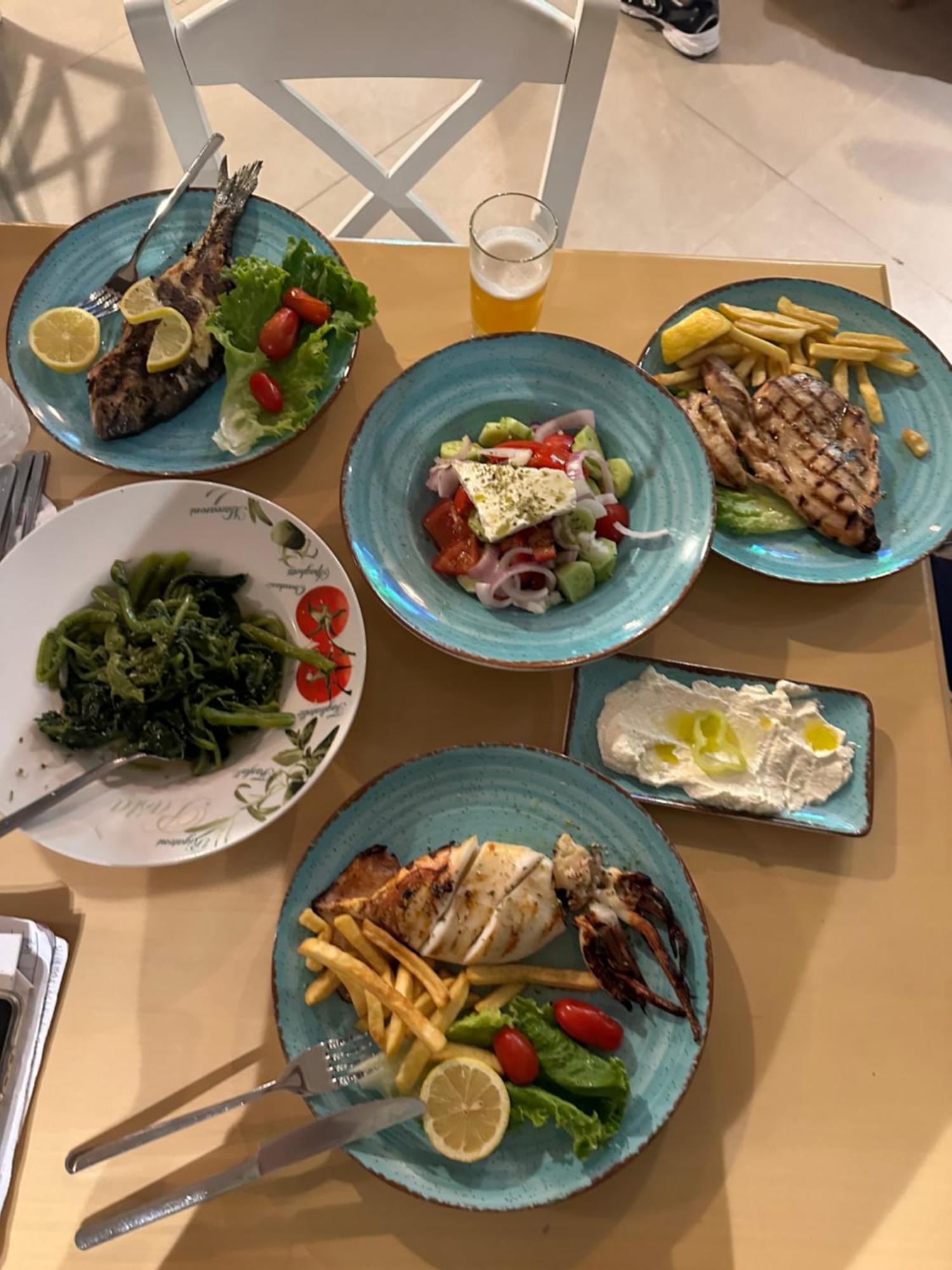 פראליה וראחו Mirto Beach Hotel & Restaurant מראה חיצוני תמונה