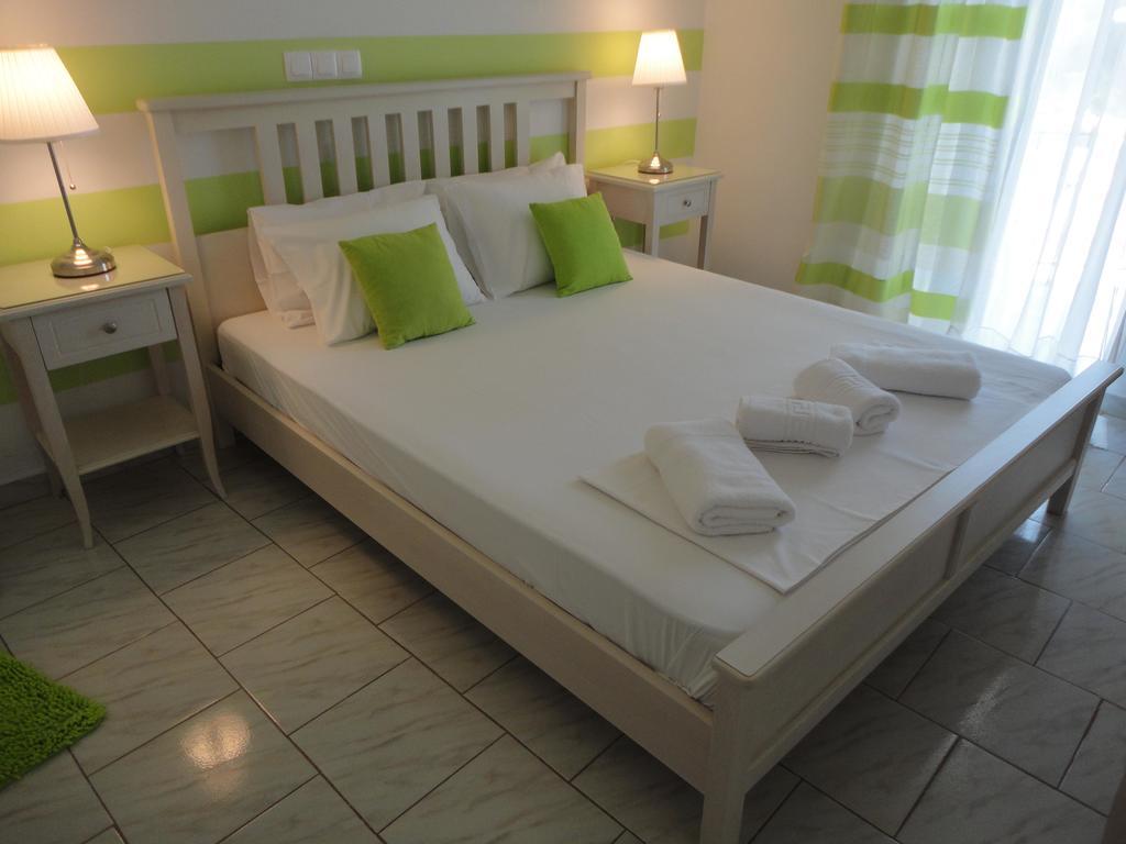 פראליה וראחו Mirto Beach Hotel & Restaurant מראה חיצוני תמונה