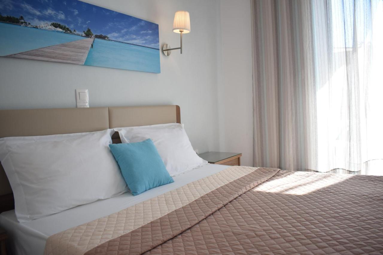 פראליה וראחו Mirto Beach Hotel & Restaurant מראה חיצוני תמונה