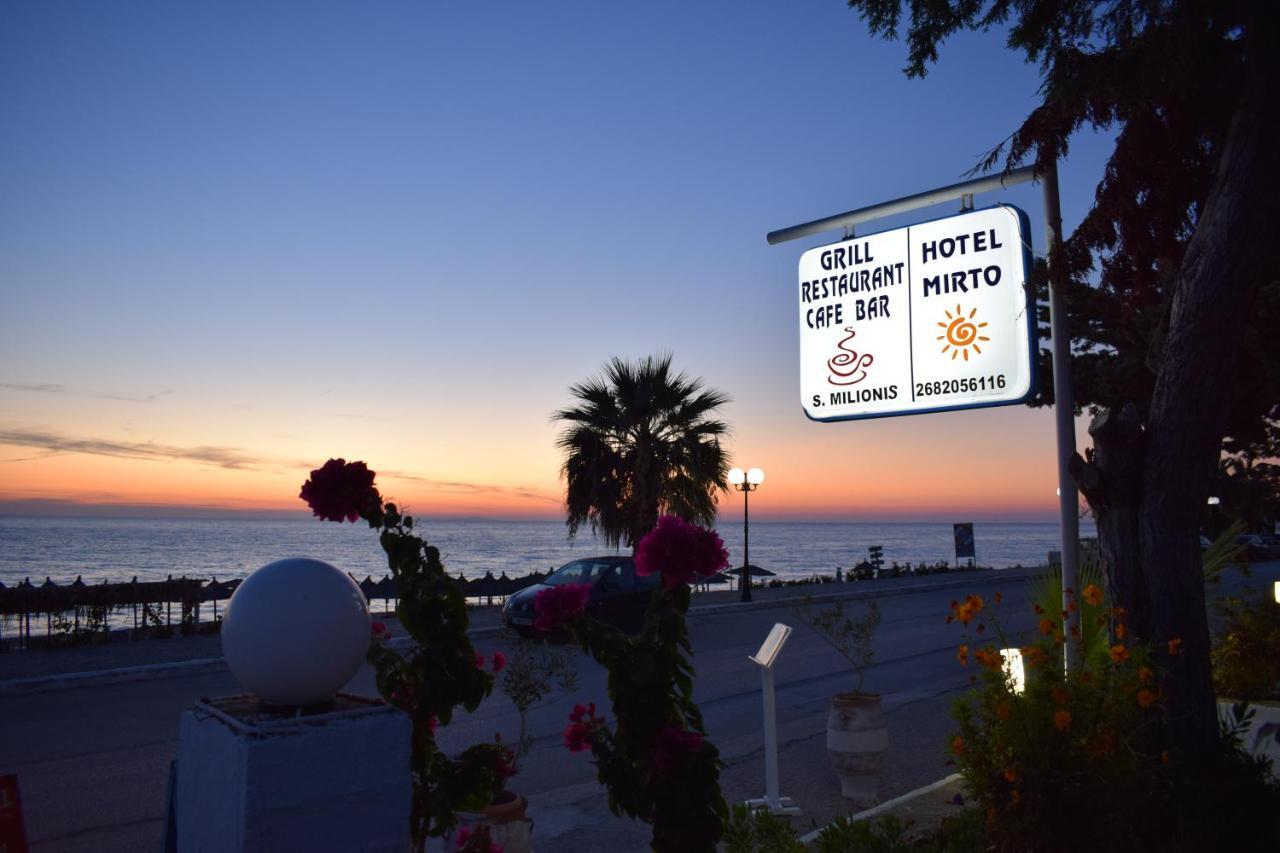 פראליה וראחו Mirto Beach Hotel & Restaurant מראה חיצוני תמונה