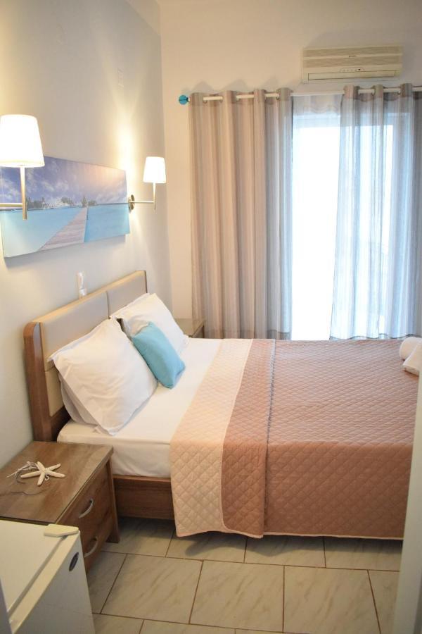 פראליה וראחו Mirto Beach Hotel & Restaurant מראה חיצוני תמונה
